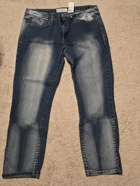 Women’s Phat Fasions Boot Cut Jeans in Medium Blue Wash